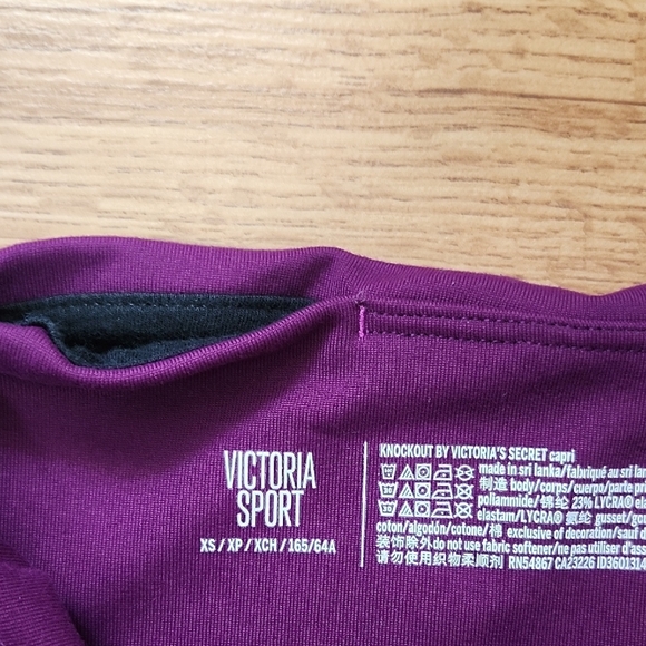 Victoria's Secret Women's Capris in Deep Purple - Picture 2 of 4